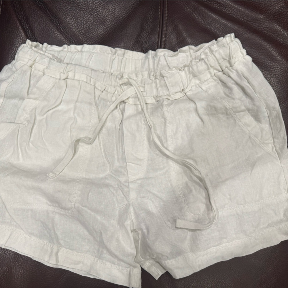 Splendid White Women's Shorts